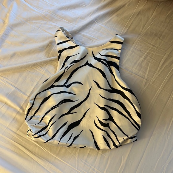 Zara Tops Zara Zebra Print Crop Top Poshmark